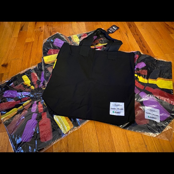 Tote - Picture 6 of 6